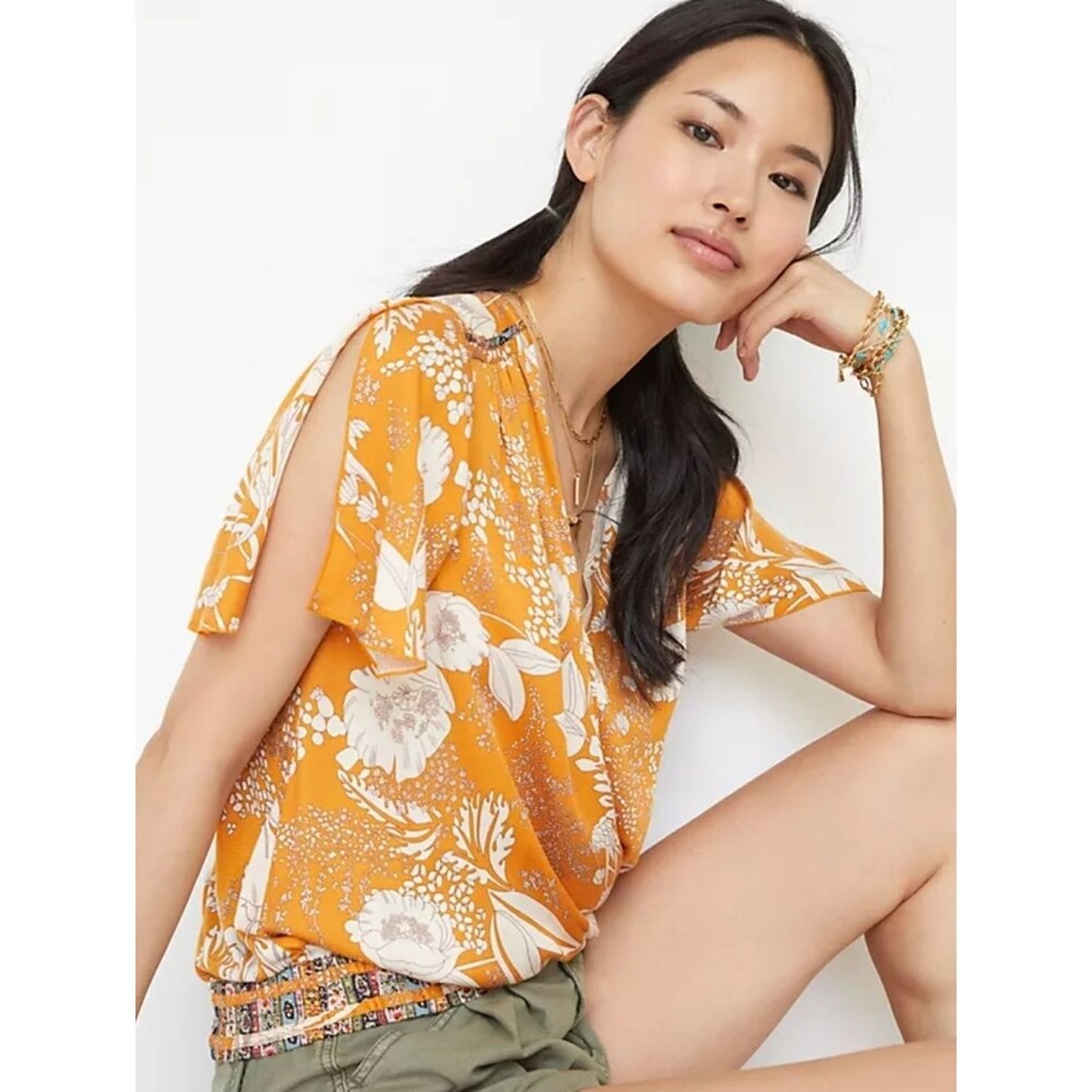 Anthropologie Tiny Floral Surplice V Neck Blouse Top Yellow Gold Women's Small - Picture 2 of 11